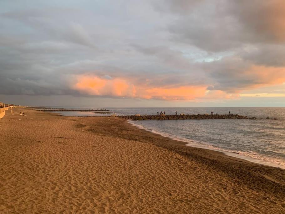 Rome'S Harbour All Year Lido di Ostia Eksteriør bilde